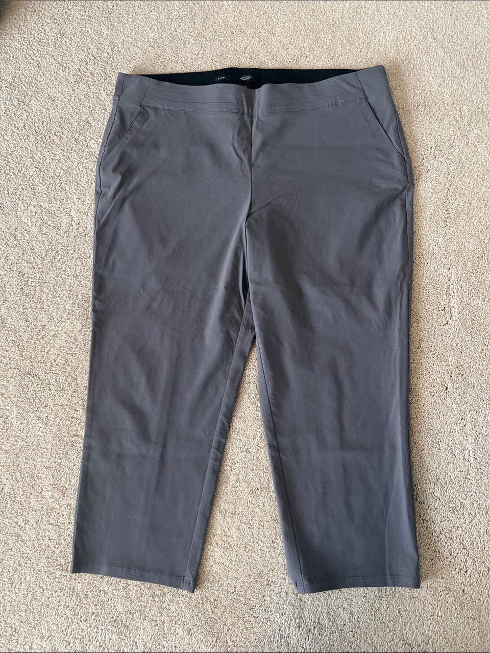 Simply Vera Vera Wang Gray Capris XL